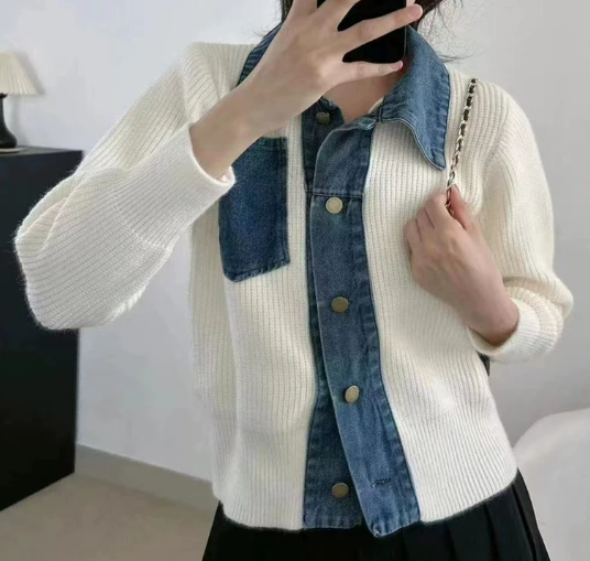 Cardigan femme en tricot effet denim à col polo – coupe fluide, élégant et confortable mi-saison