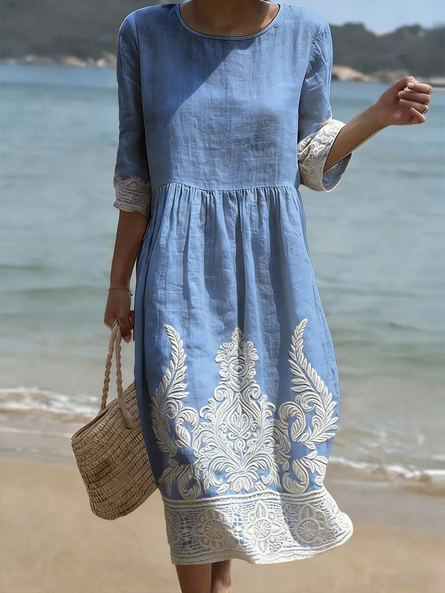 Robe midi femme élégante avec broderies florales et détails en dentelle