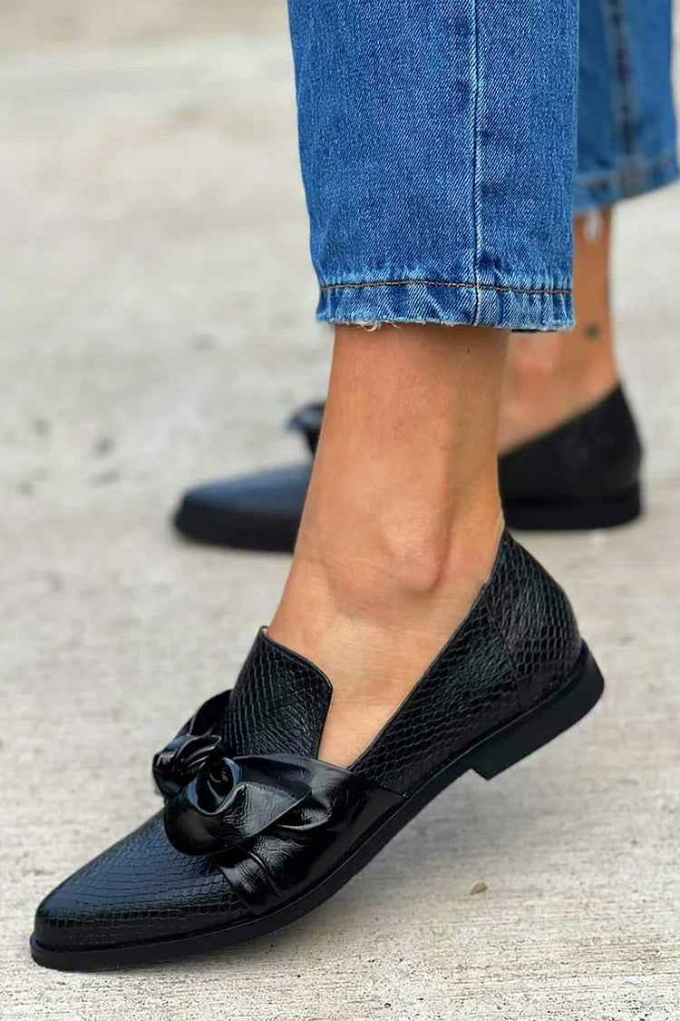 Mocassins femme à nœud brillant et bout pointu
