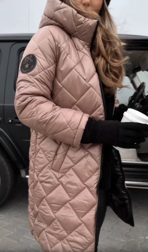 Cyranella™ - Veste Longue Matelassée Femme avec Capuche
