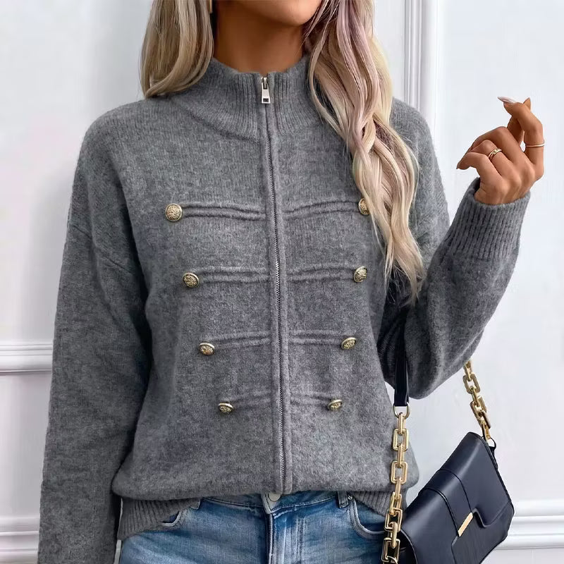 Gilet en maille femme à col montant et boutons décoratifs