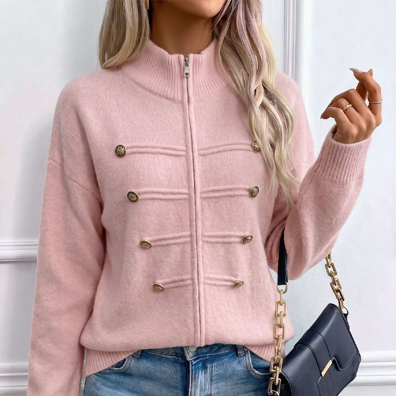 Gilet en maille femme à col montant et boutons décoratifs