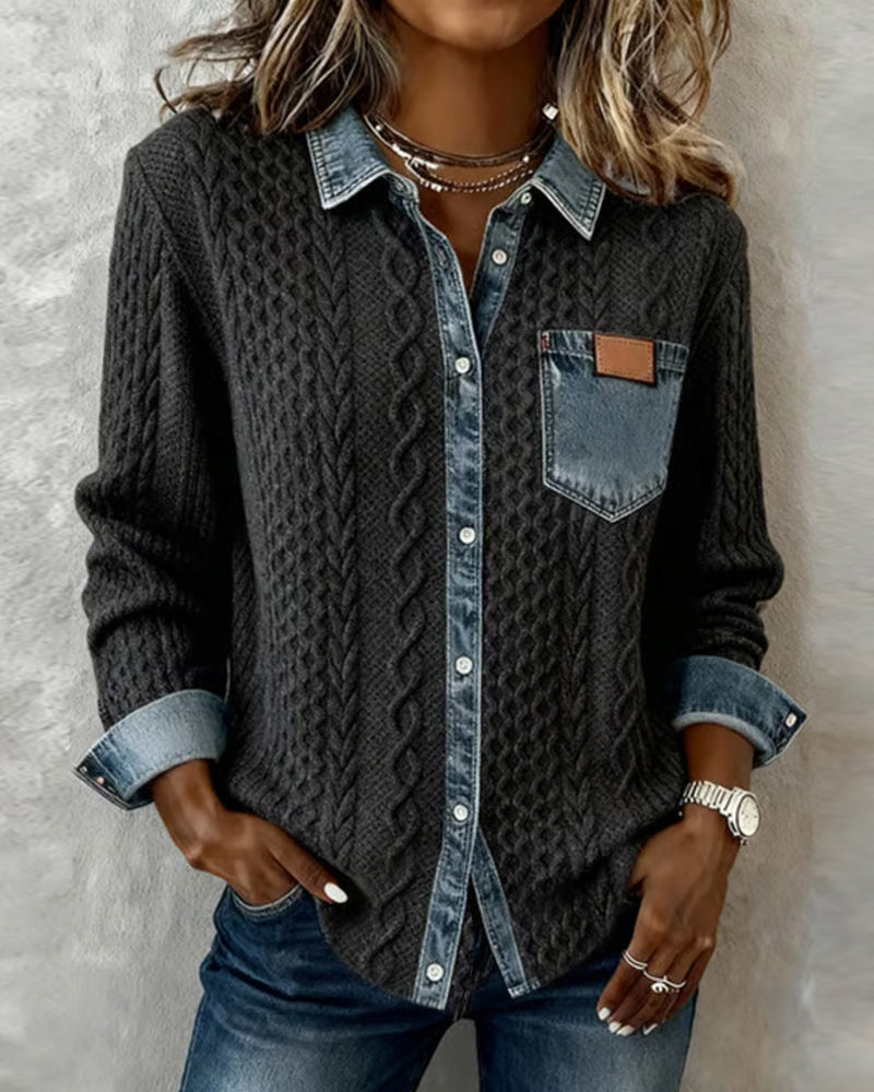 Chemise en maille torsadée avec détails denim pour femme chic et confortable