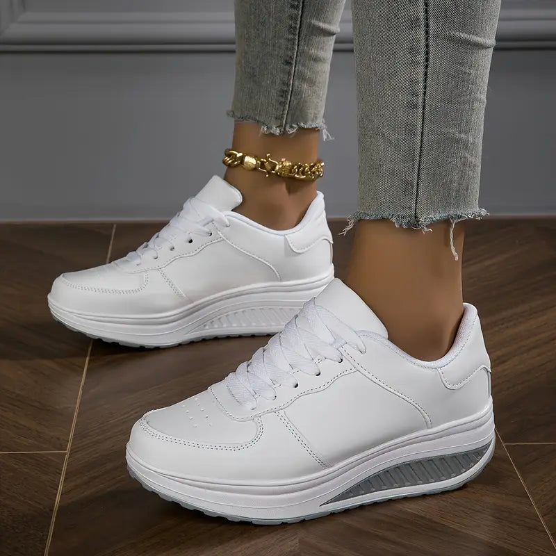 Baskets Femme Semelle Compensée Cuir Synthétique Lacets Minimalistes