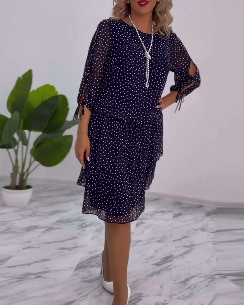 Robe femme à pois avec manches fendues élégantes