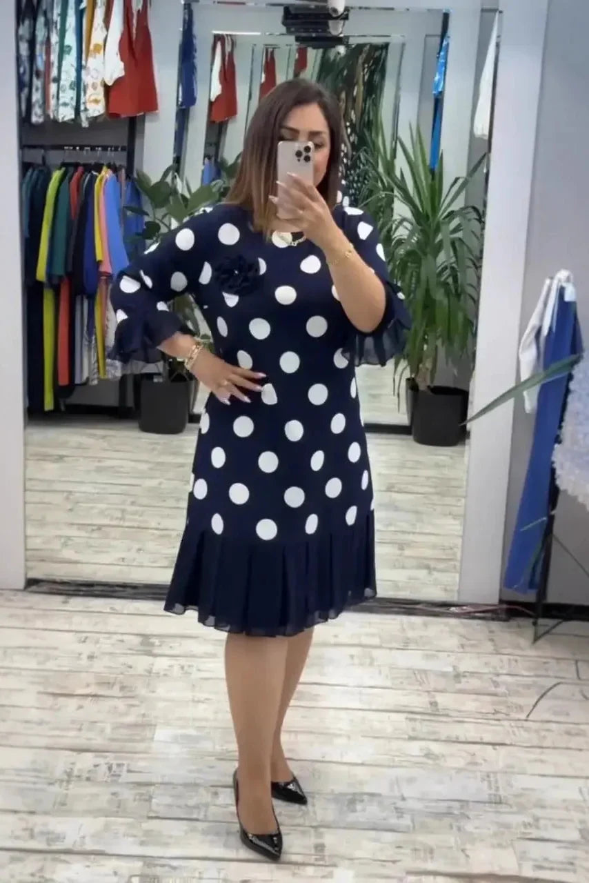Robe femme à pois avec jupe plissée élégante