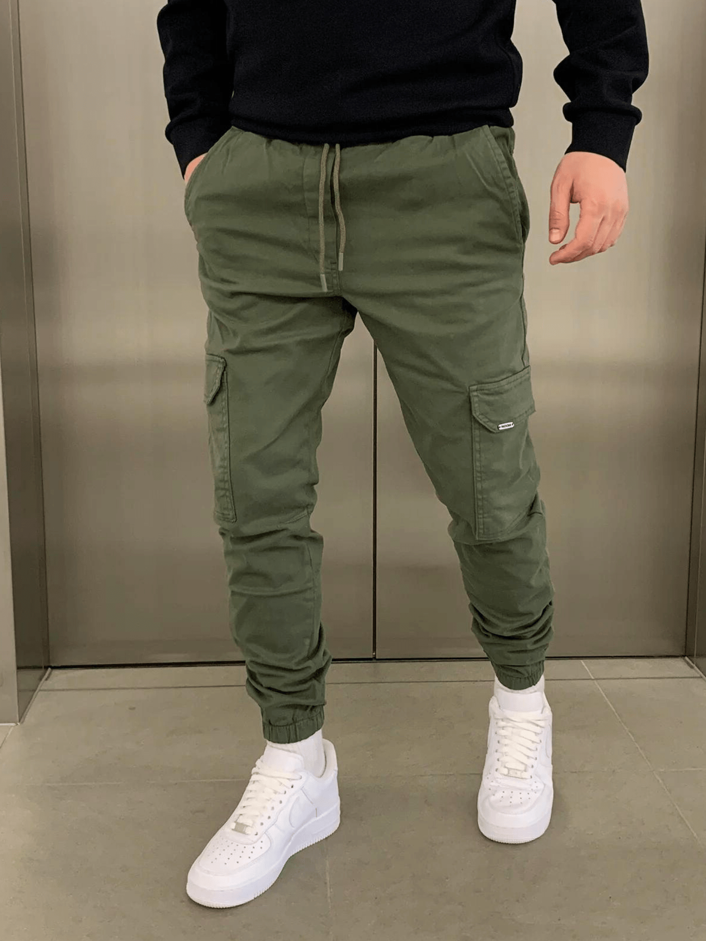 Jogger cargo pour homme coupe décontractée – pantalon confortable et moderne avec poches pratiques