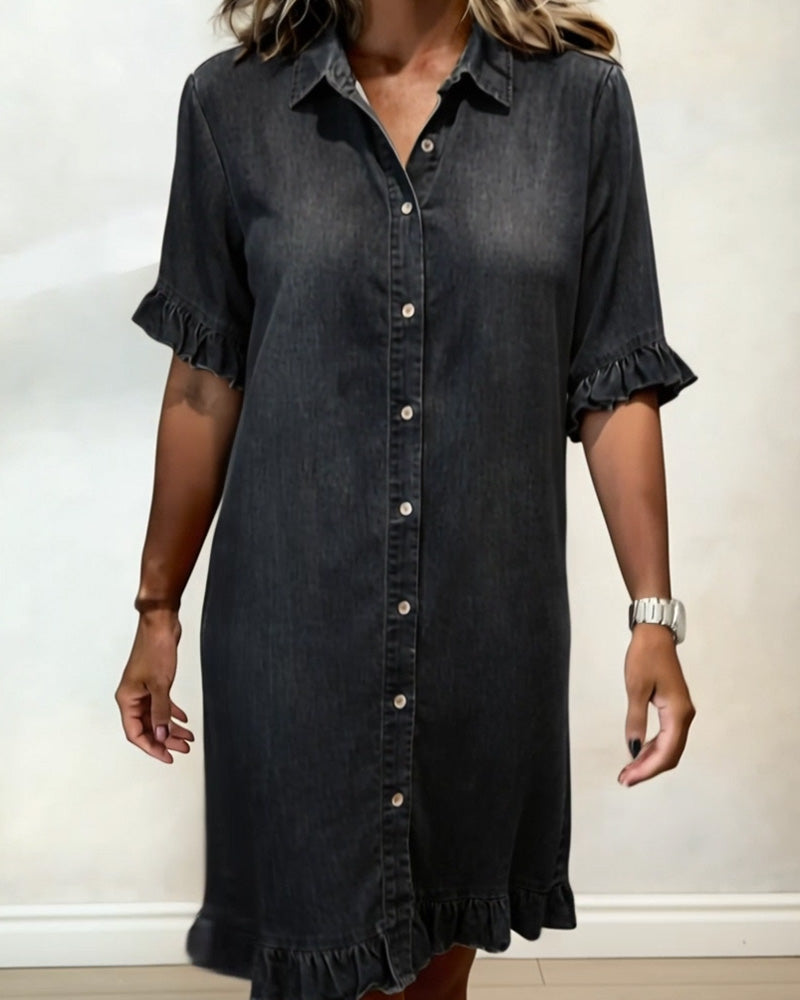 Robe femme en denim confortable avec boutons et détails volantés