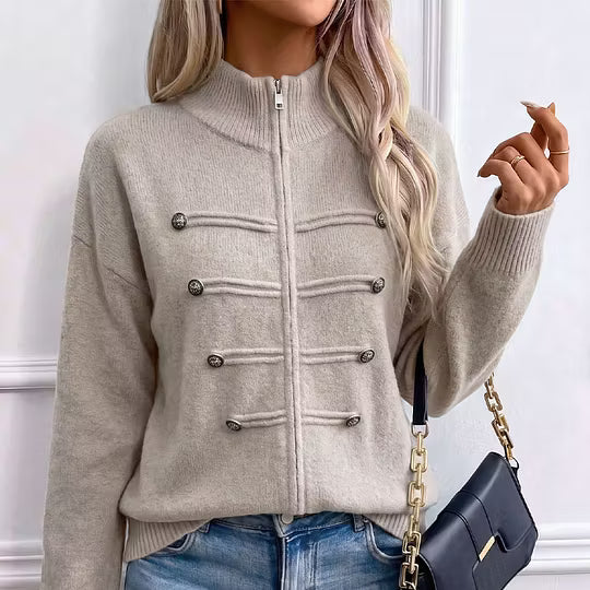 Gilet en maille femme à col montant et boutons décoratifs