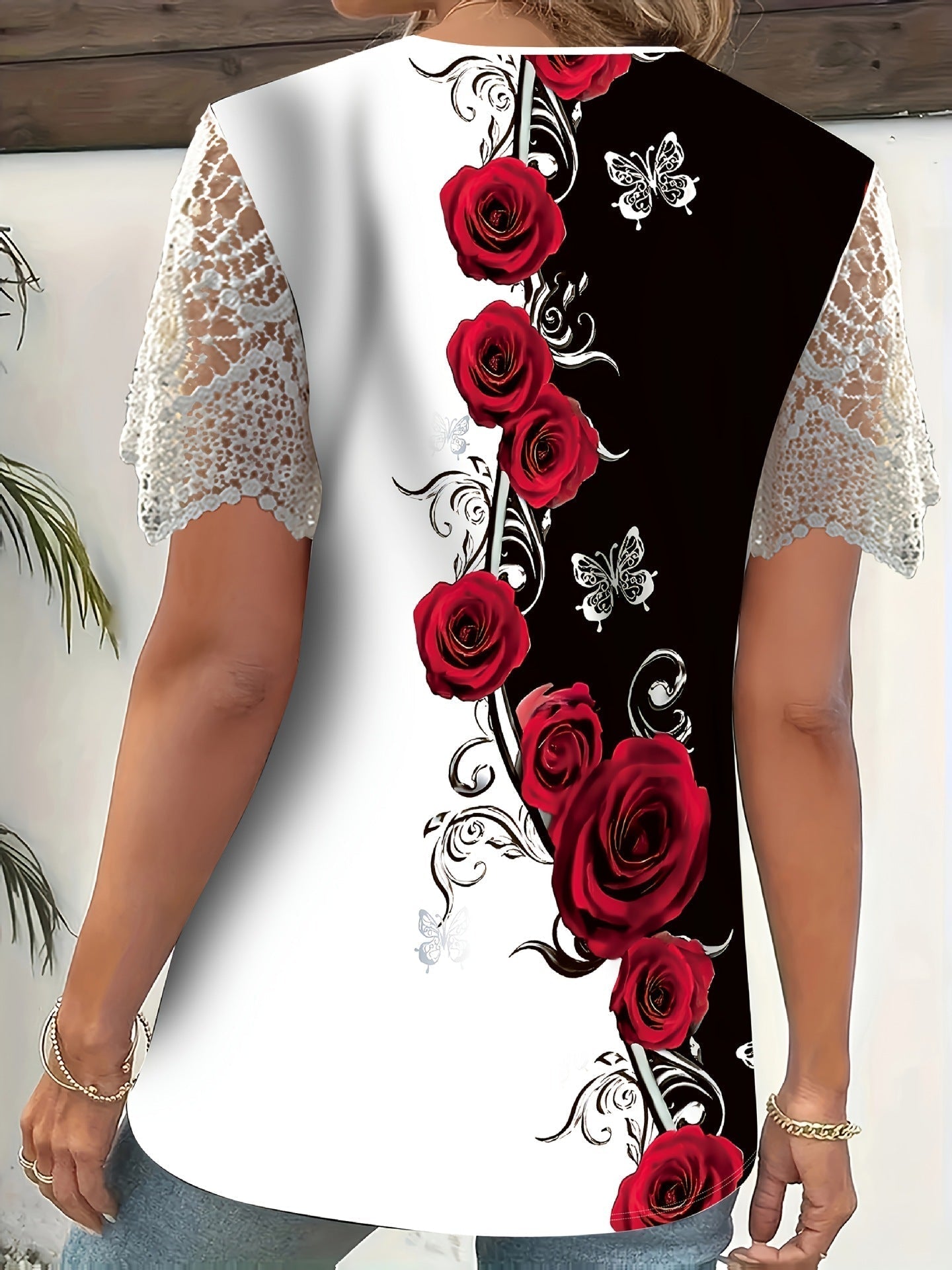 Haut femme floral à décolleté en V et manches en dentelle