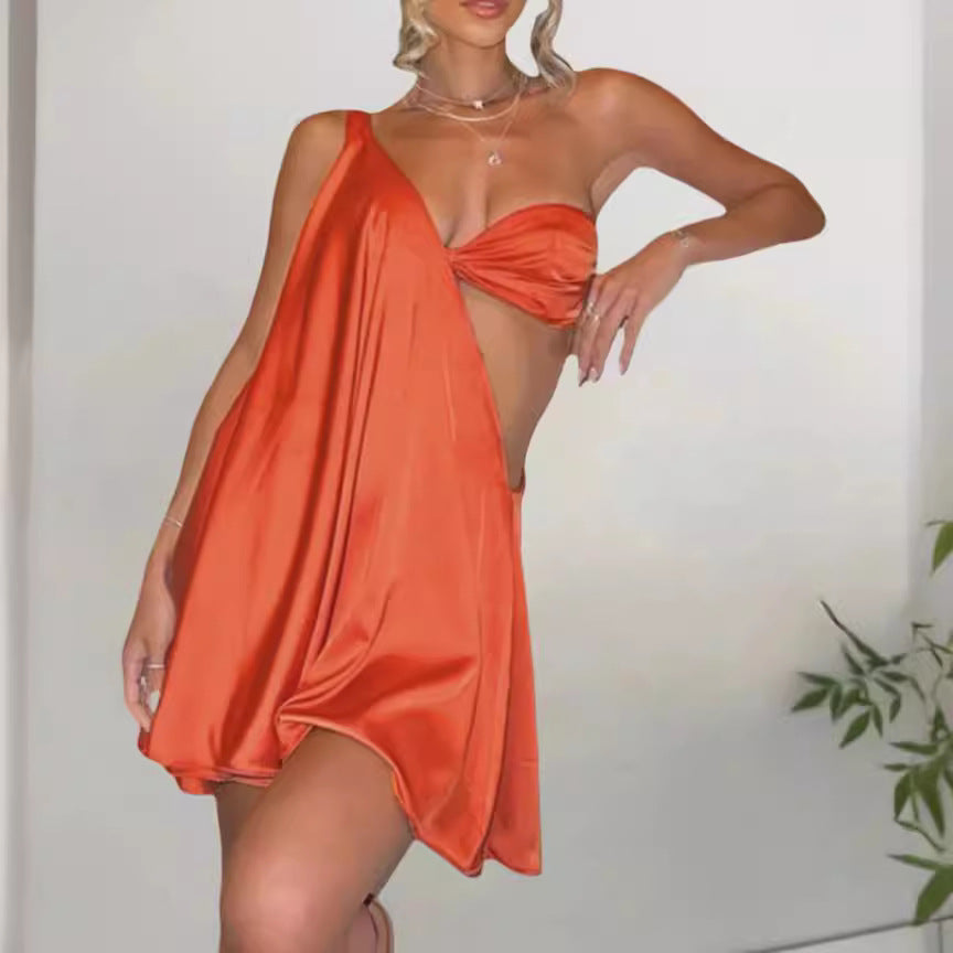 Robe Femme Asymétrique Drapée Satin Élégante