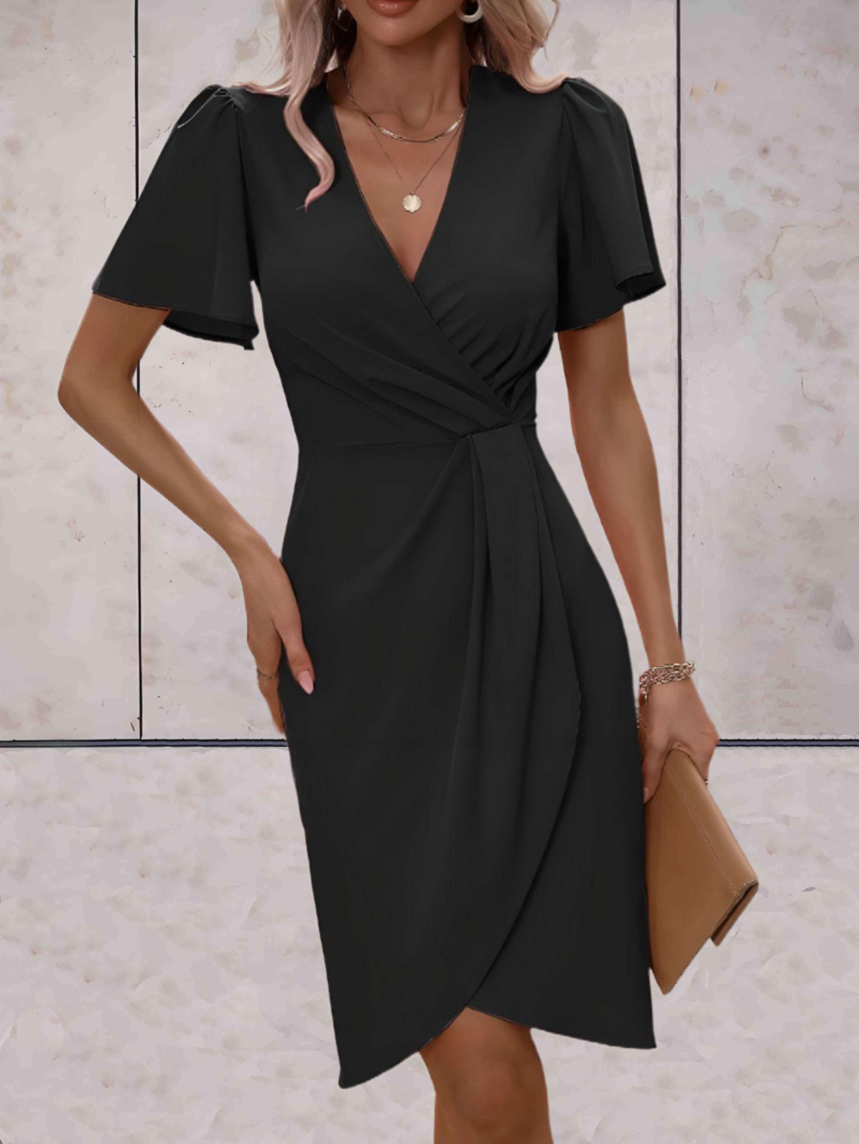 Robe Femme Ajustée au Style Élégant et Raffiné