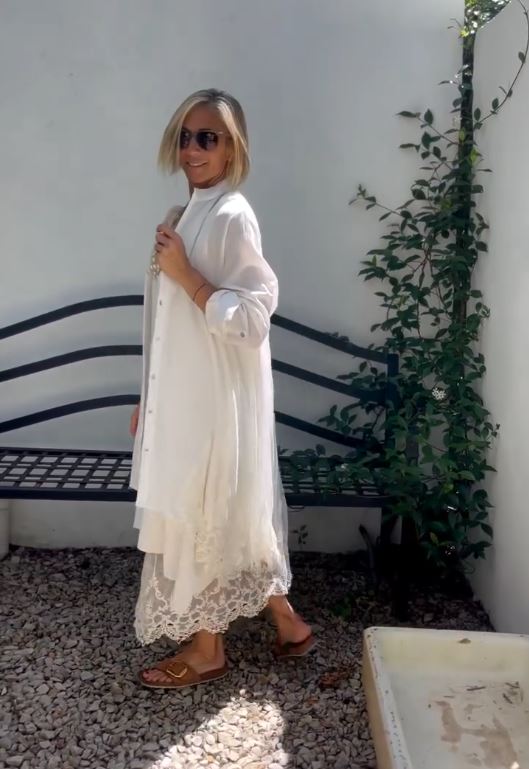 Ensemble robe femme avec cardigan fluide et dentelle
