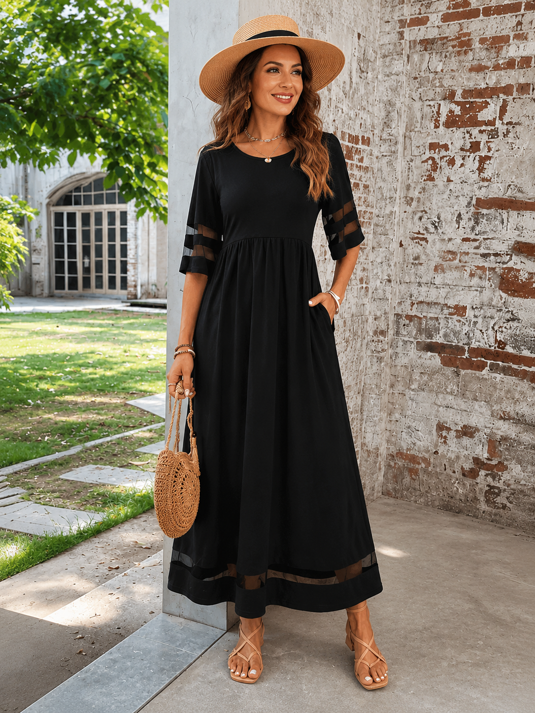 Robe longue femme fluide avec détails transparents