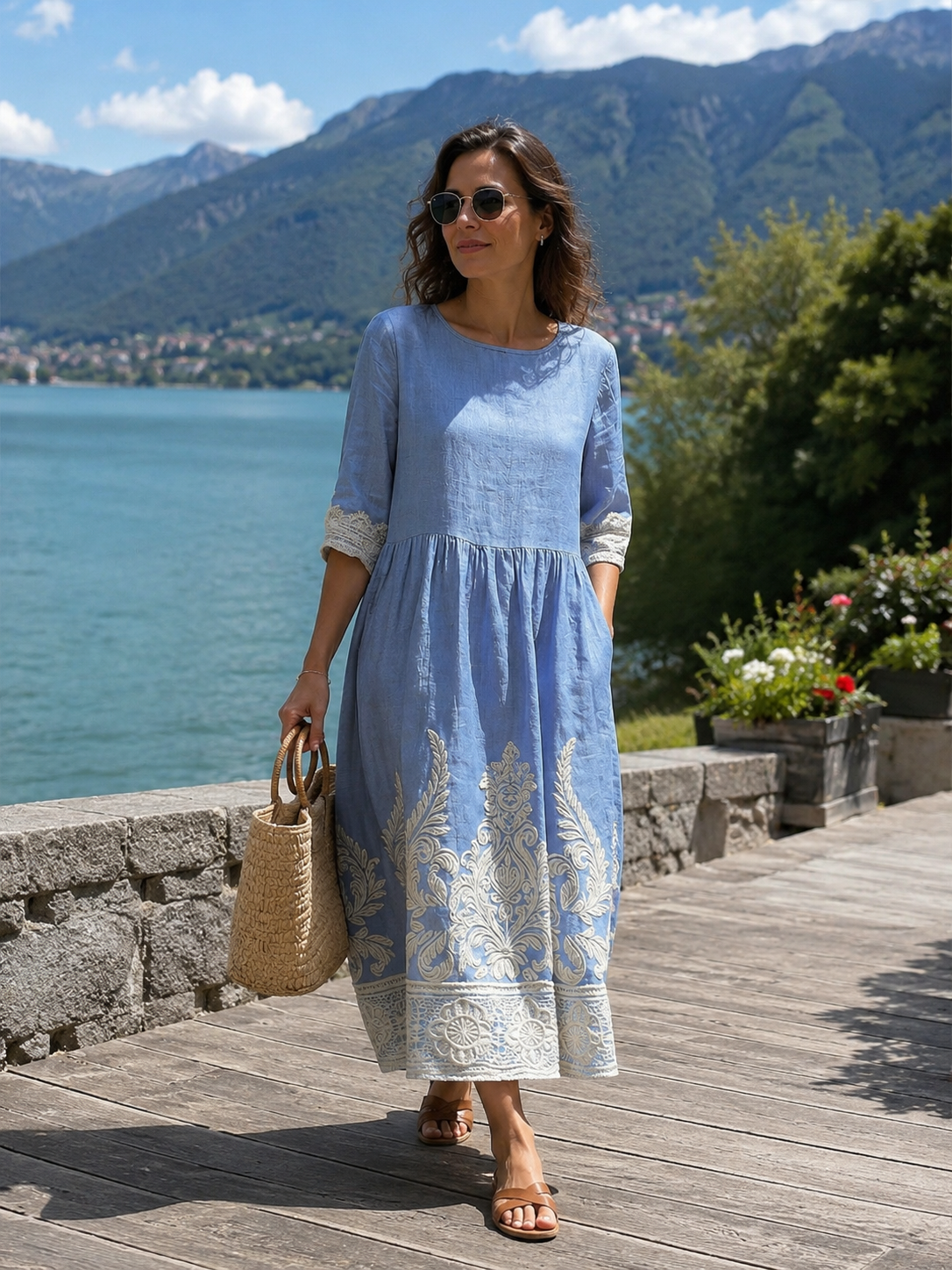 Robe midi femme élégante avec broderies florales et détails en dentelle