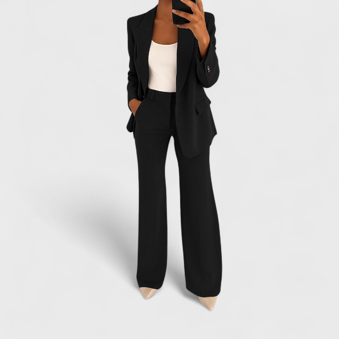 Ensemble tailleur femme avec blazer et pantalon large