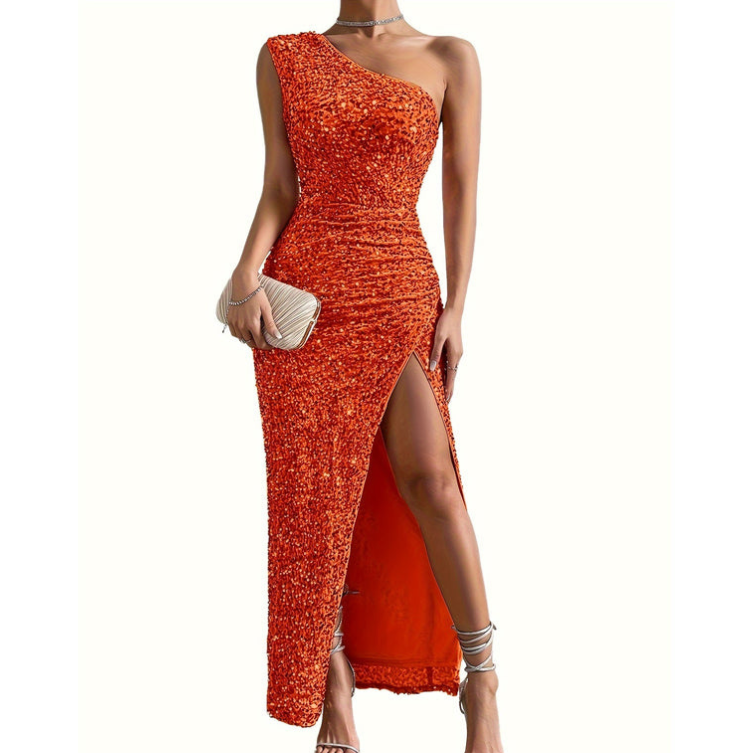 Robe Longue Asymétrique à Fente – Élégance Sculpturale Moderne