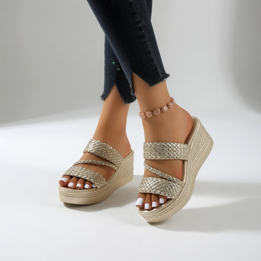 Sandales femme compensées à brides tressées et semelle confortable