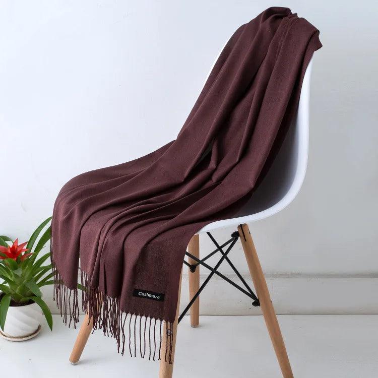 Écharpe femme élégante avec franges – légère, douce et chic