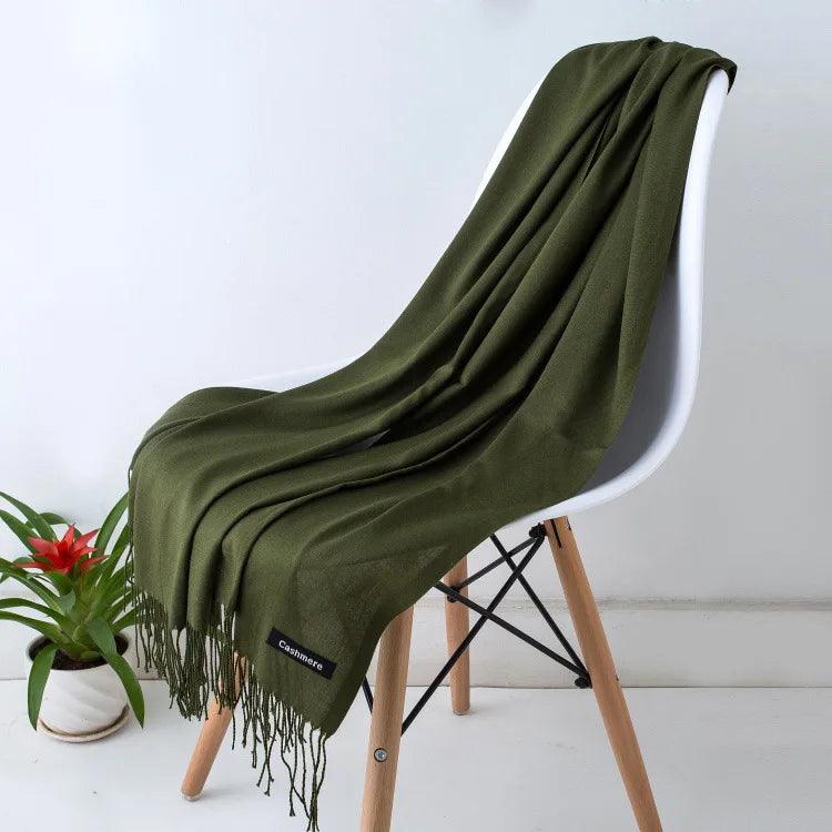 Écharpe femme élégante avec franges – légère, douce et chic