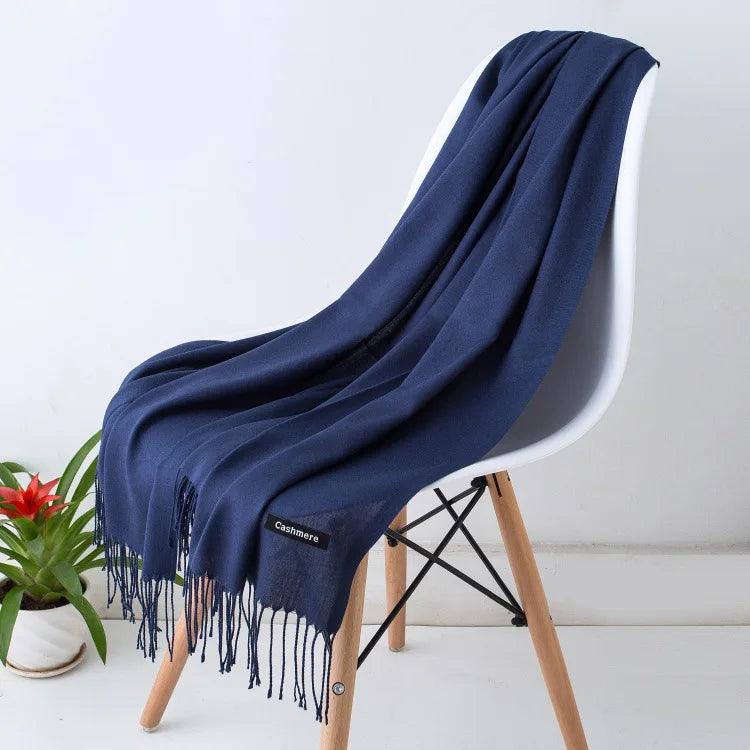 Écharpe femme élégante avec franges – légère, douce et chic