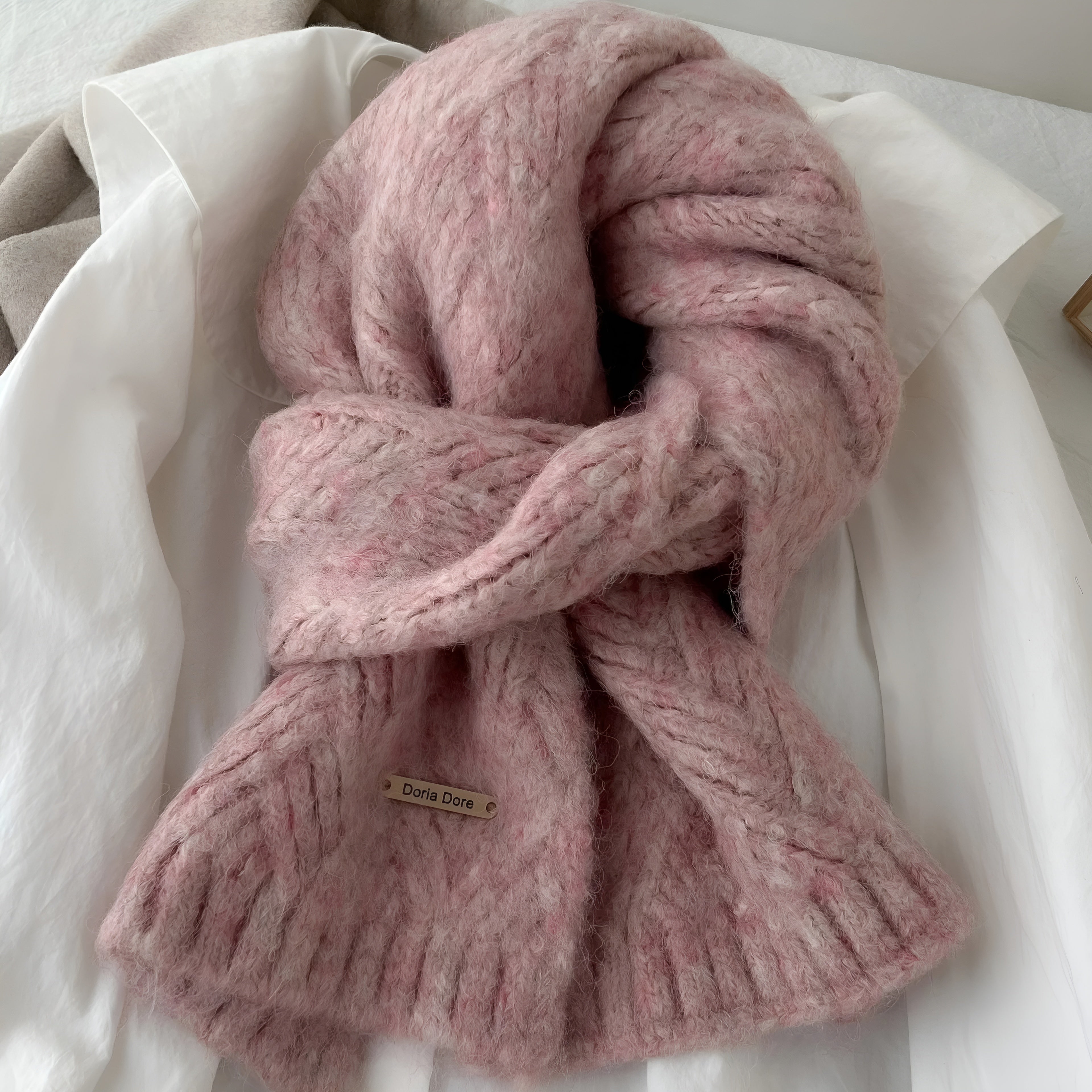 Écharpe Maille Douce en Mélange de Laine – Élégance Chaleureuse