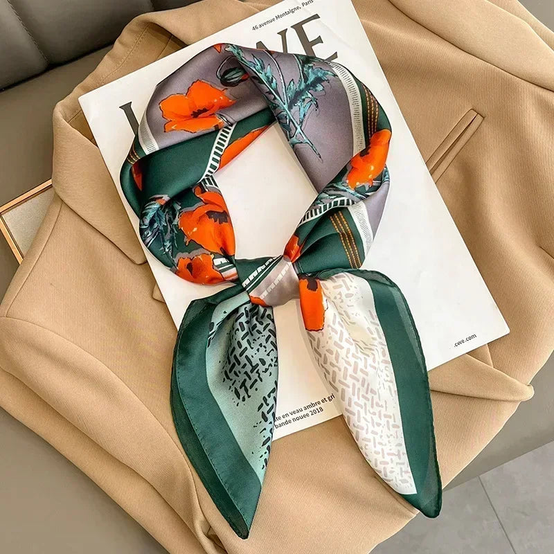 Foulard carré femme en satin imprimé pour cheveux et sac