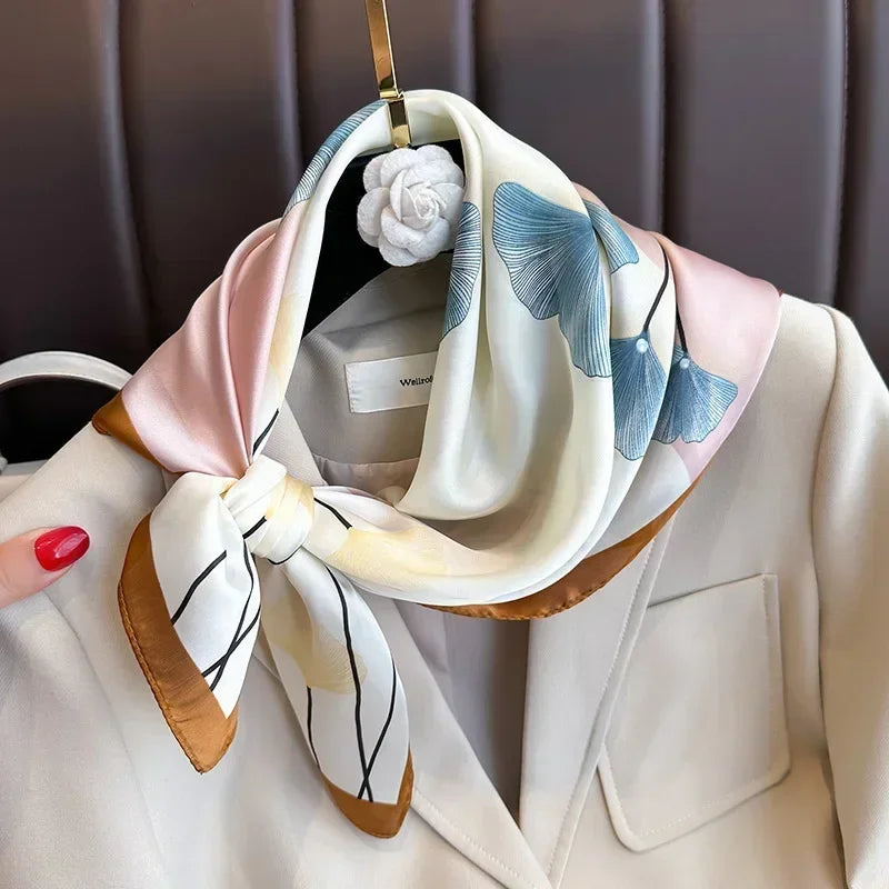 Foulard carré femme en satin imprimé pour cheveux et sac
