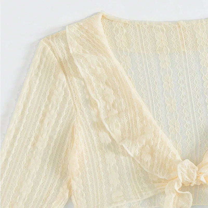 Ensemble Bikini Trois Pièces Avec Paréo Transparent Coupe Ajustée Pour Plage Été