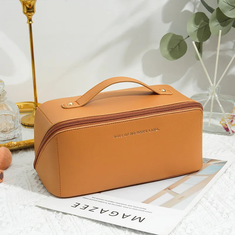 Trousse de toilette femme luxe avec poignée et fermeture zippée