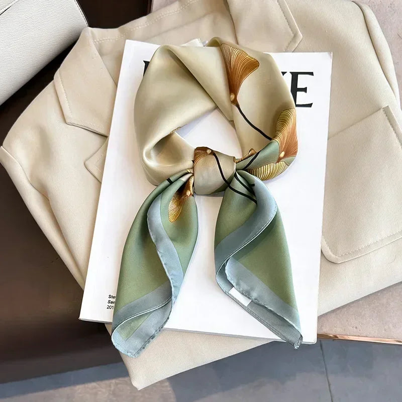 Foulard carré femme en satin imprimé pour cheveux et sac