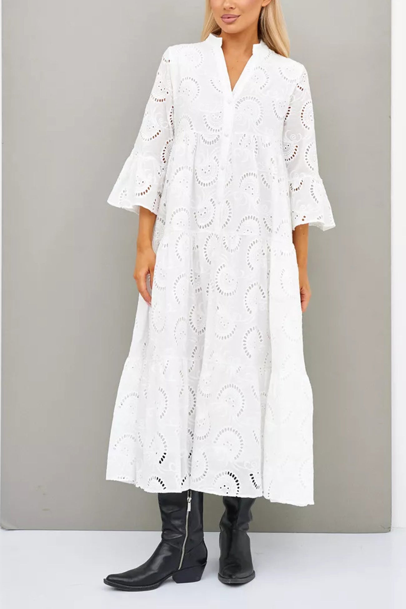 Robe longue femme coton brodé col V manches évasées fluide été bohème