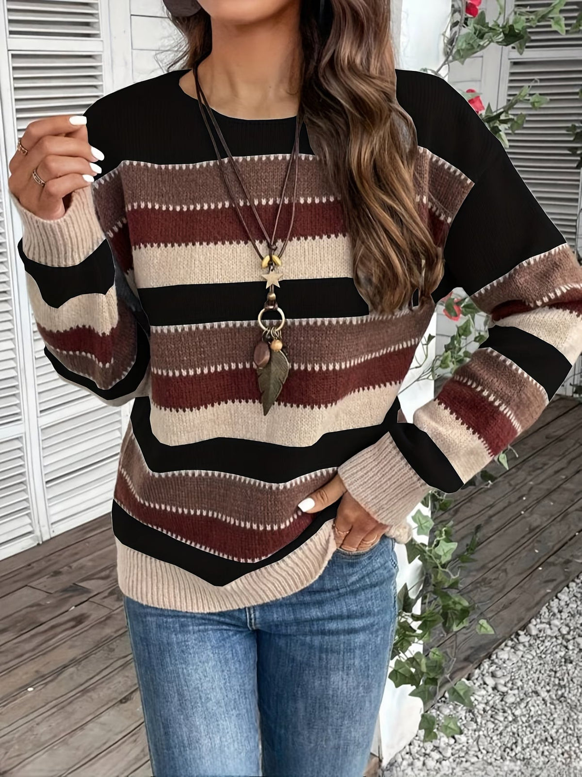 Pull femme rayé en maille à col rond
