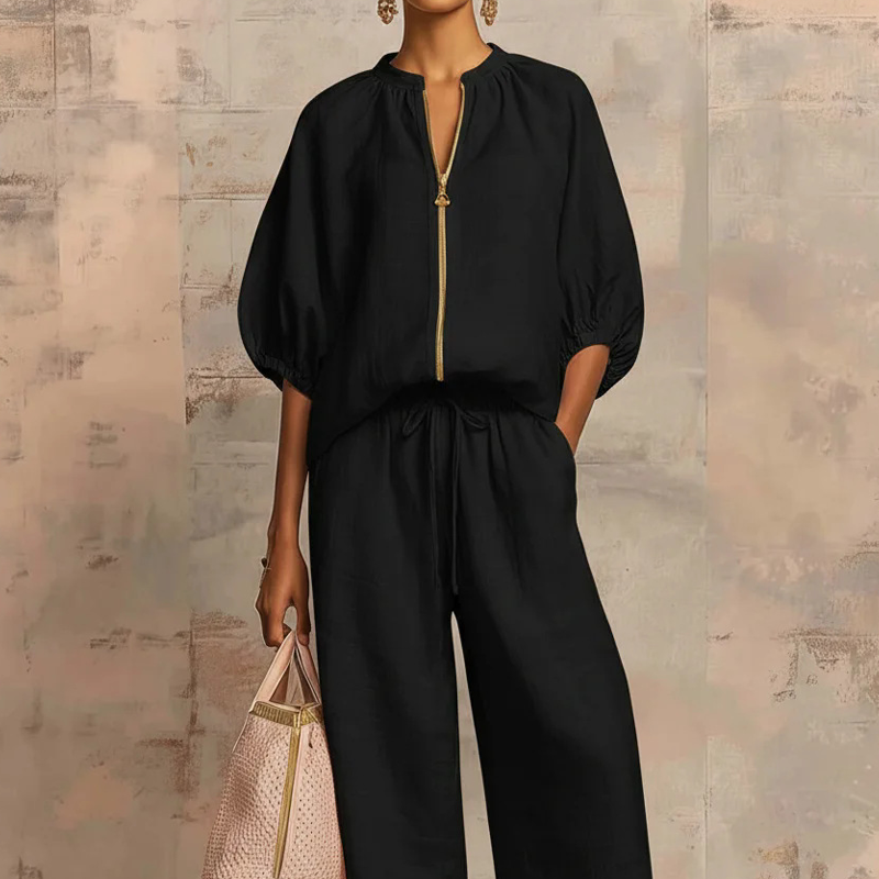 Ensemble femme fluide avec blouse à zip et pantalon large confortable