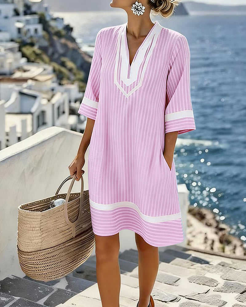 Robe Femme Rayée Col V Manches Courtes Coupe Droite Décontractée