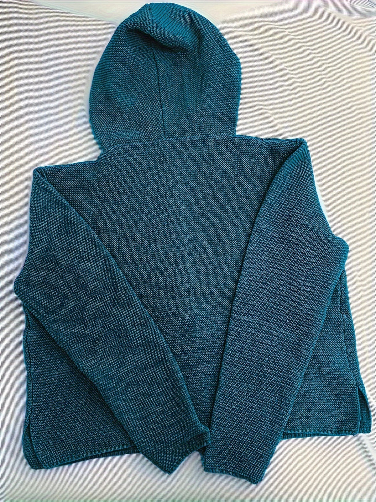 Cardigan femme en grosse maille à capuche et boutons