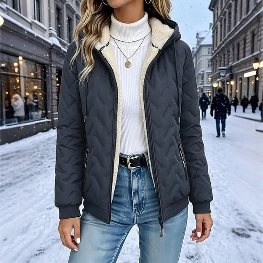 Veste matelassée femme à capuche et doublure polaire