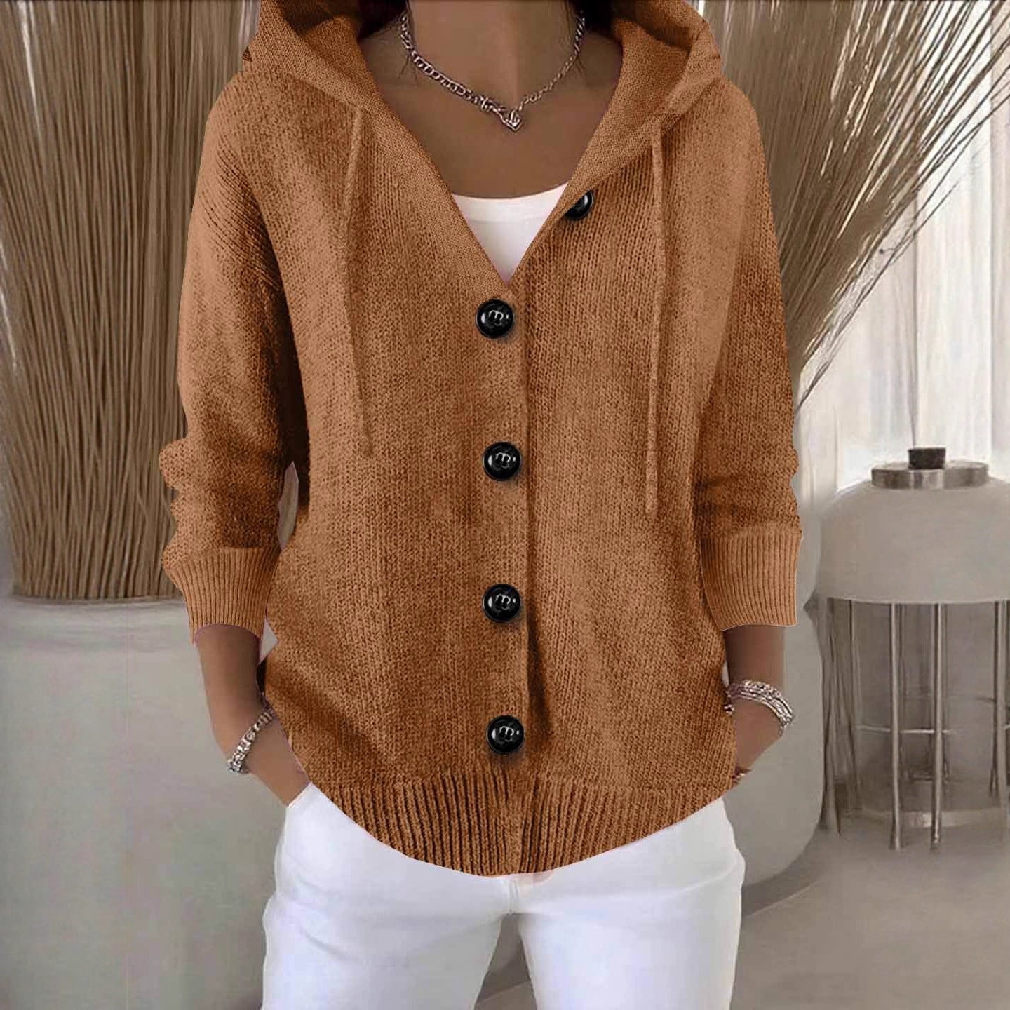 Cardigan ample femme en tricot avec capuche – doux, chaud et élégant pour le quotidien