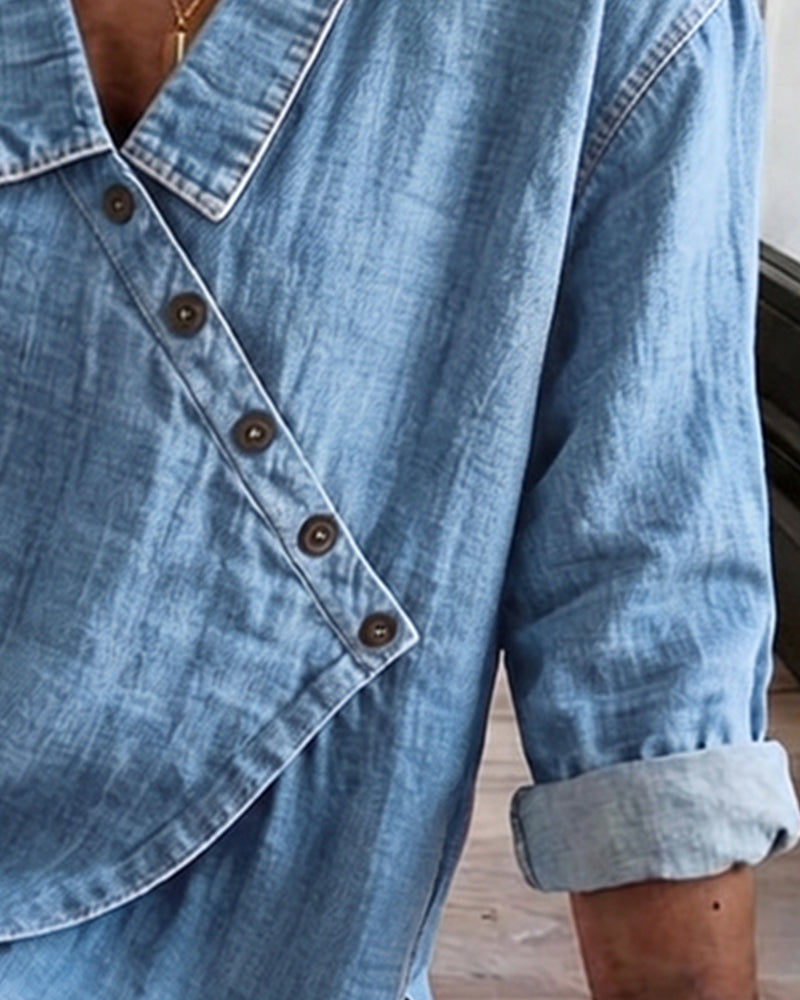 Blouse femme ample à boutons diagonaux style denim