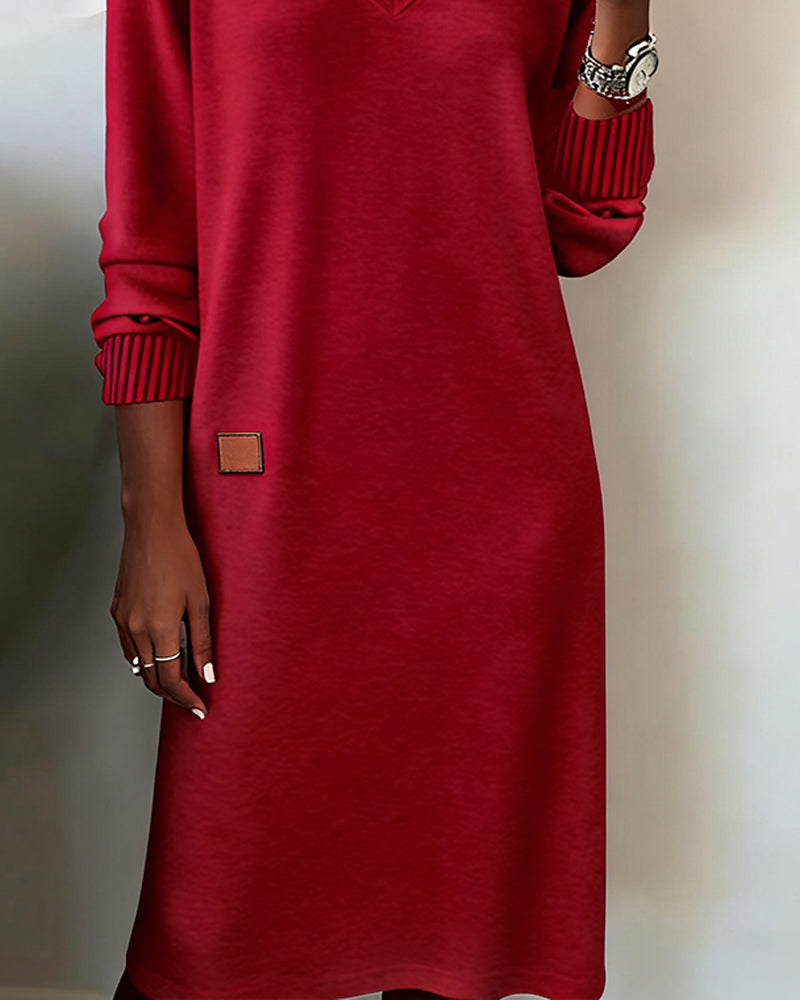 Evelisse - Robe Tricotée Midi À Décolleté En V Élégant