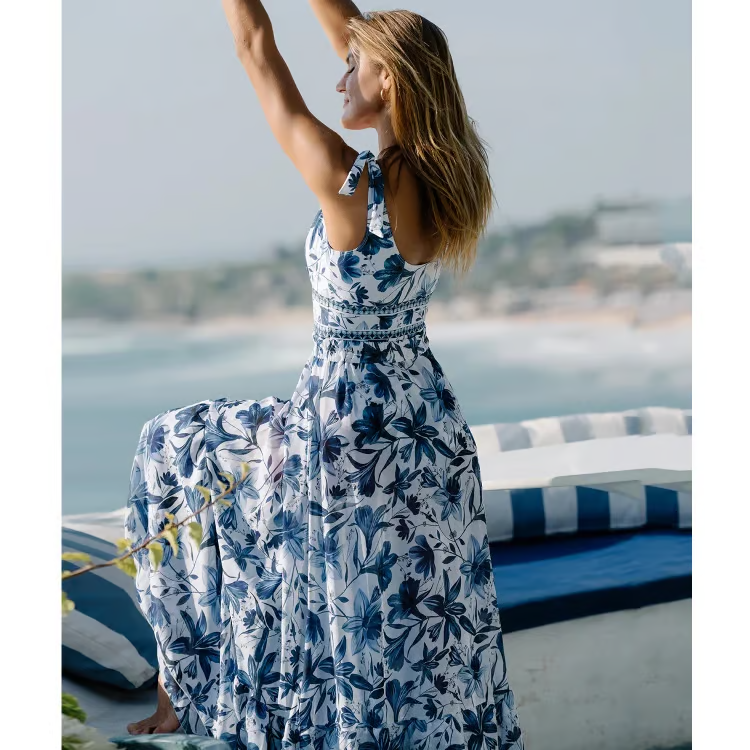 Ensemble Femme Maillot Une Pièce Et Jupe Tissu Léger Usage Estival