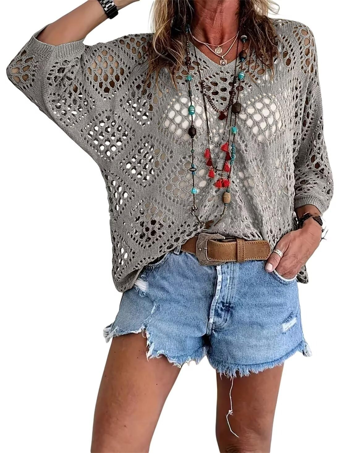 Haut femme en crochet ajouré à col V style bohème