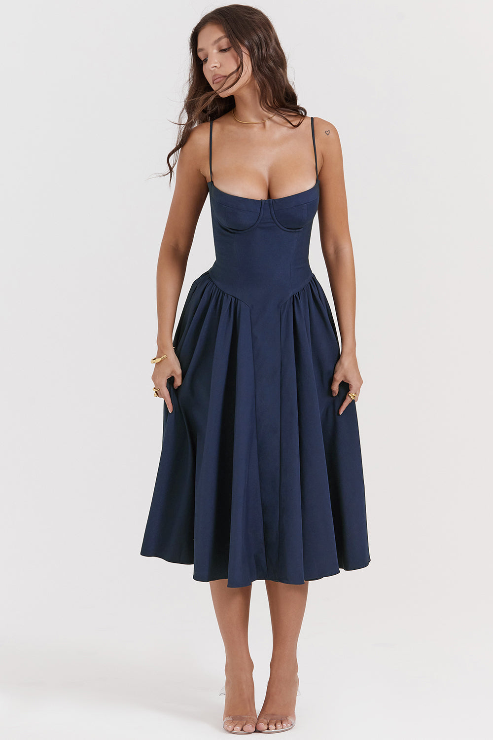 Robe Femme Midi Élégante Bretelles Fines Coupe Fluide Été