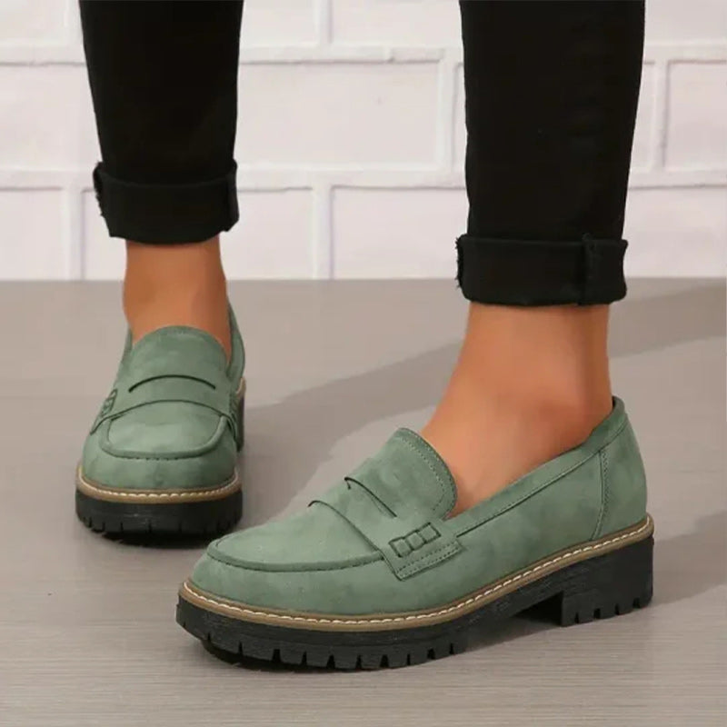 Mocassins Femme à Semelle Épaisse et Coupe Confortable pour Usage Quotidien
