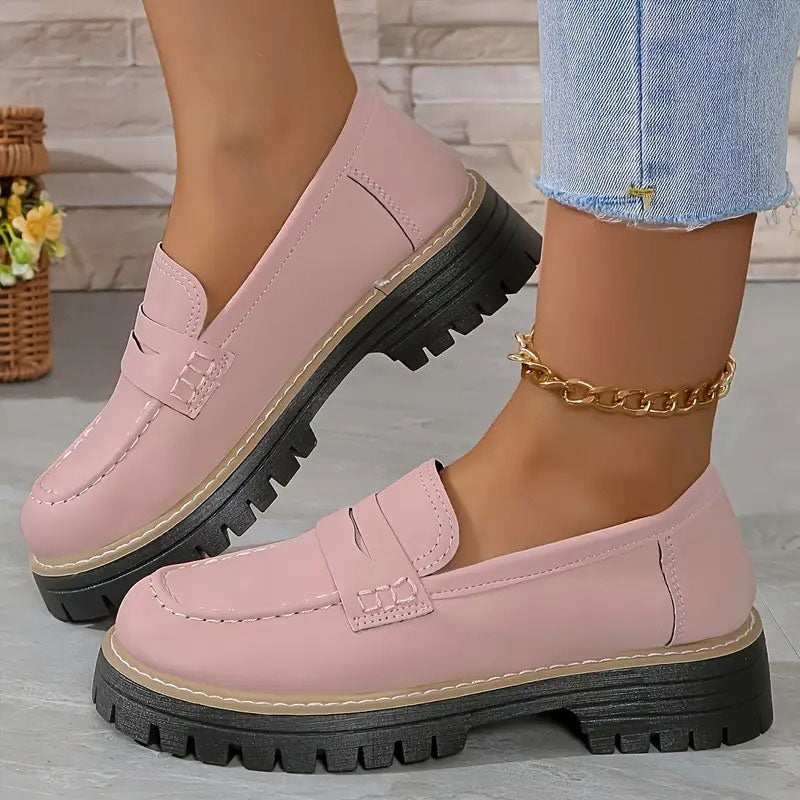 Mocassins Femme à Semelle Épaisse et Coupe Confortable pour Usage Quotidien