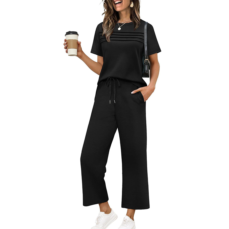Ensemble femme décontracté avec pantalon large et haut manches courtes