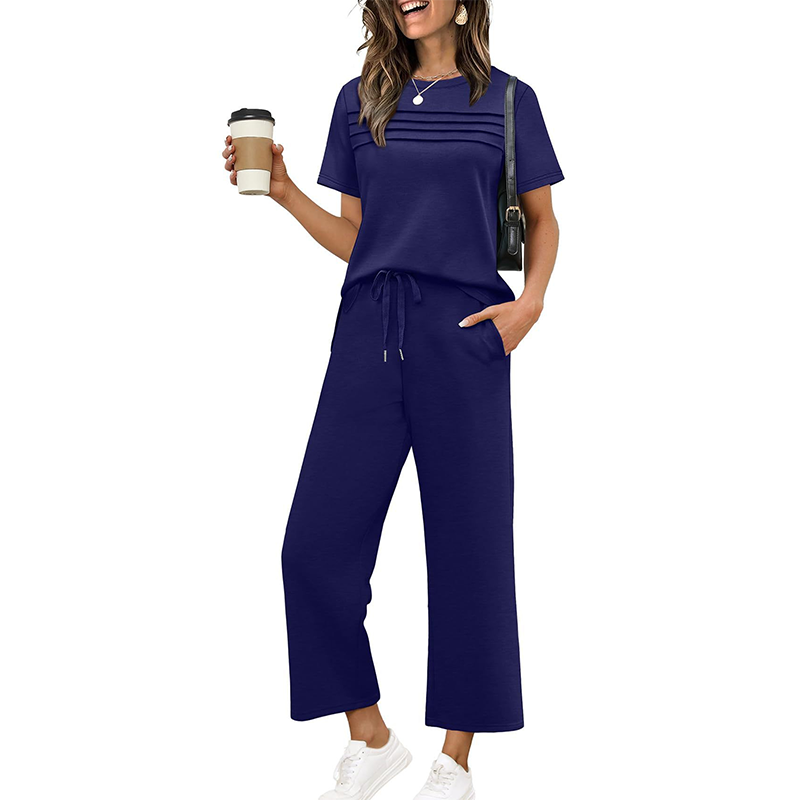 Ensemble femme décontracté avec pantalon large et haut manches courtes