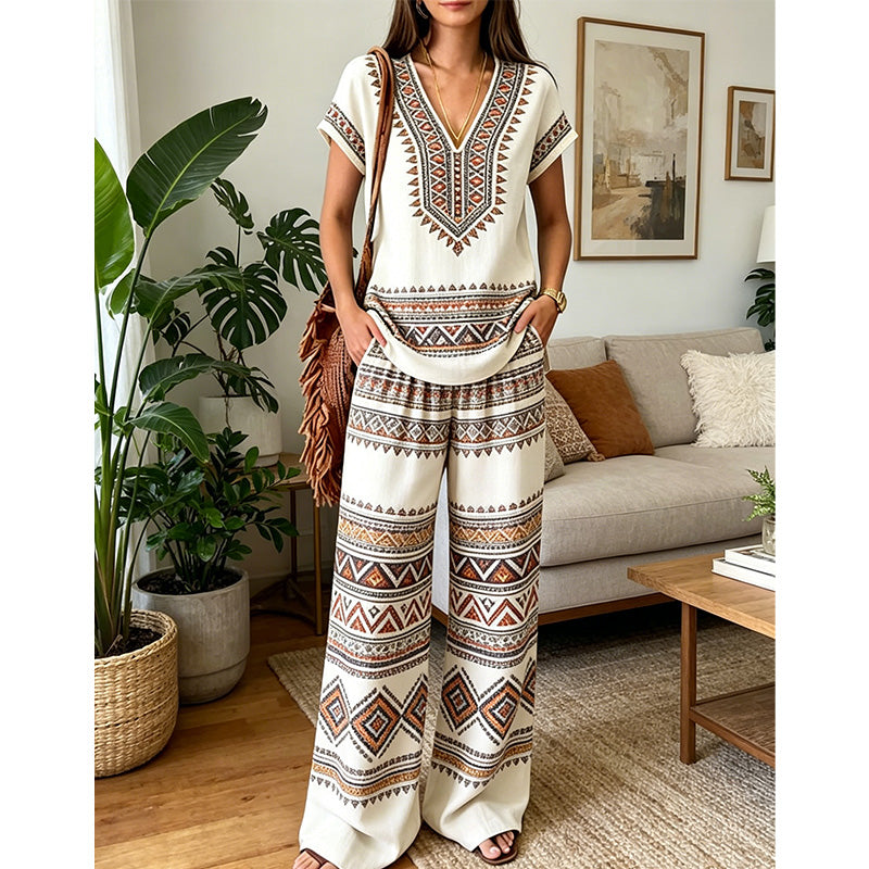 Ensemble femme bohème avec haut imprimé floral et pantalon large