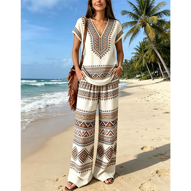 Ensemble femme bohème avec haut imprimé floral et pantalon large