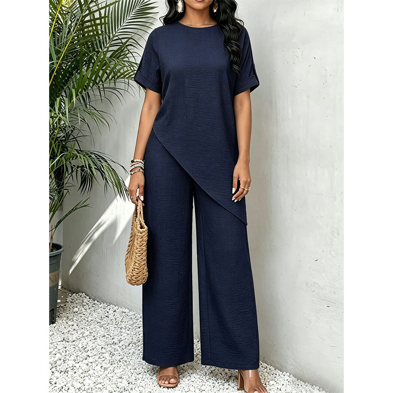 Ensemble femme avec haut asymétrique et pantalon large fluide
